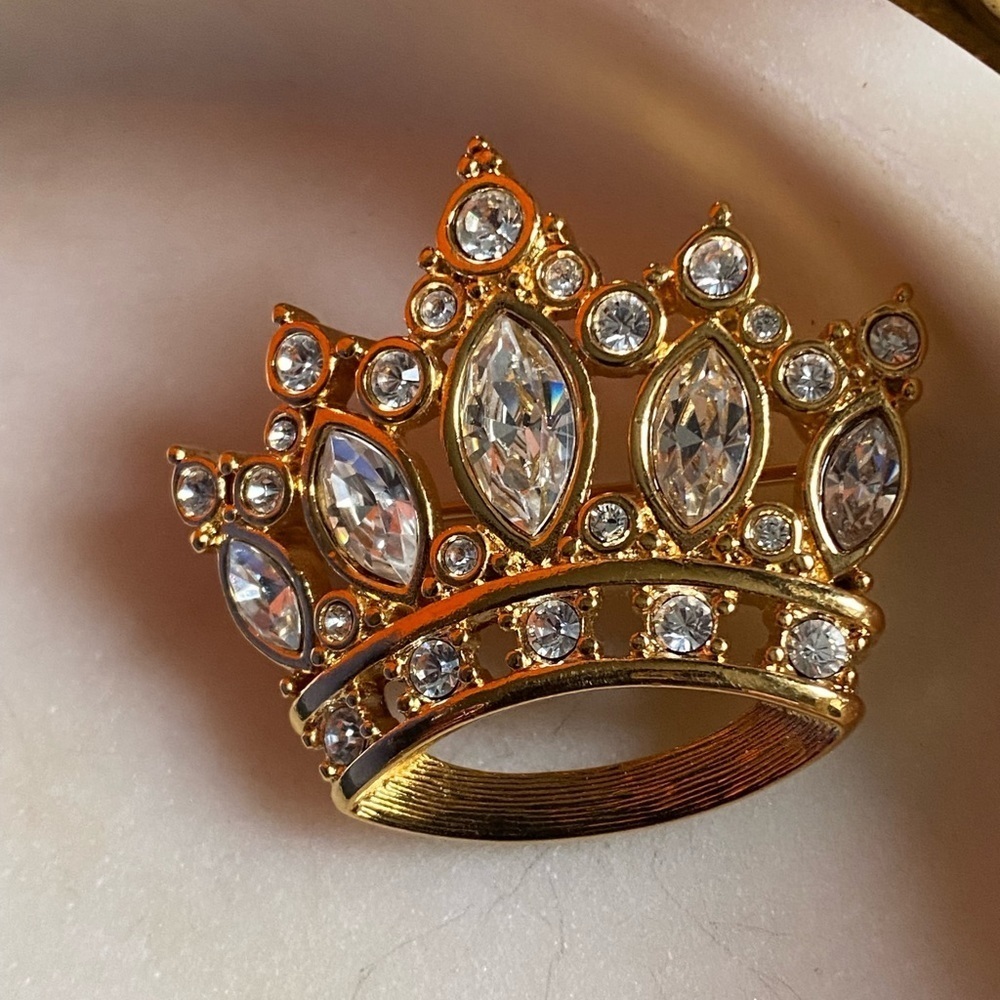 Swarovski crown vintage pin brooch
